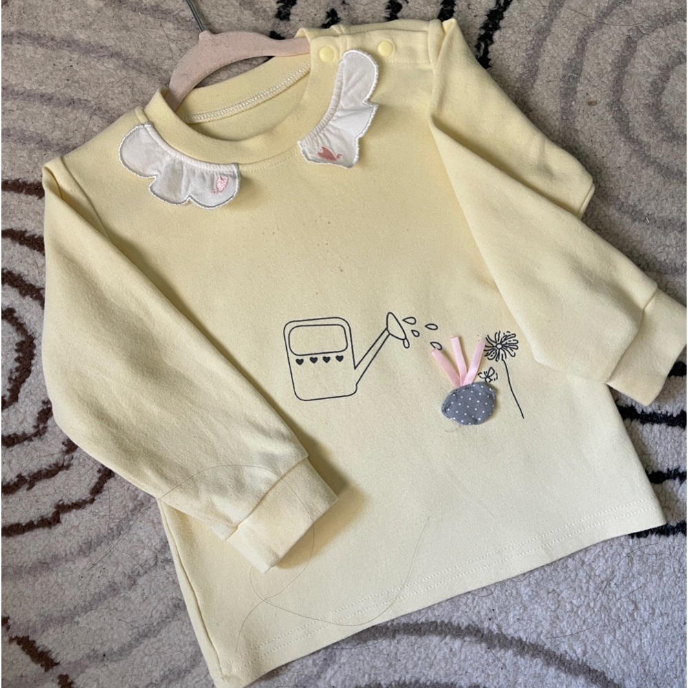 Thick cotton light yellow girl t-shirt; 18-24 month